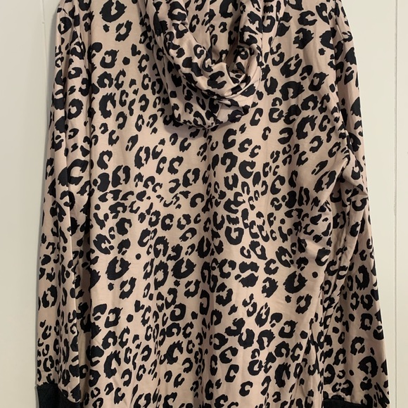 Queen Plus Hooded Sweatshirt - Picture 4 of 4